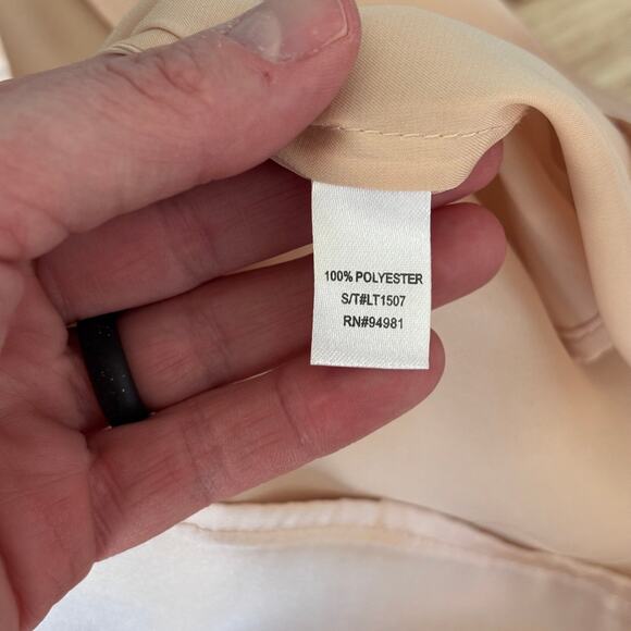 Forever 21 Blouse Medium Tan Satin Ruffle Tuxedo Bib Neutral Siren Quiet Glam - Picture 12 of 13